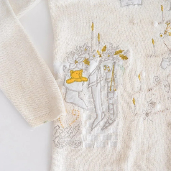 Vintage Holiday Editions Cream with Holiday Design Crewneck Sweater - Picture 10 of 14